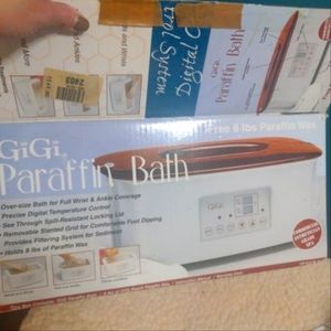 Gigi parrafin bath with accessories